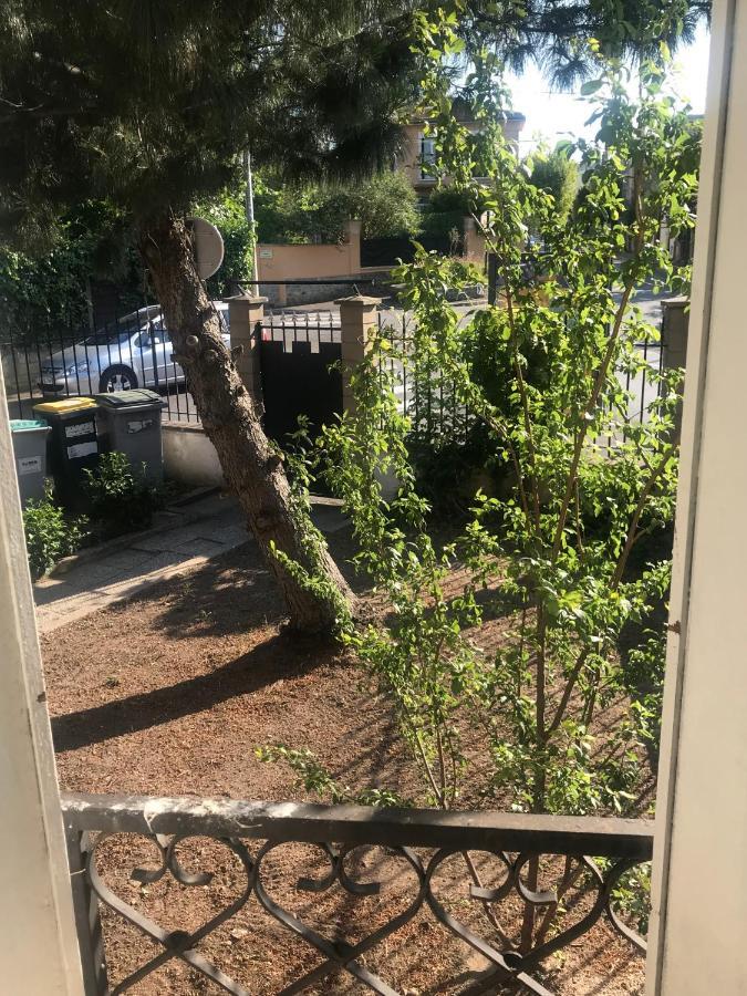 Residence Banlieue Parisienne Neuilly Bagian luar foto
